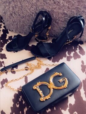 💯 Auth Nappa mordore sandals with baroque DG heel